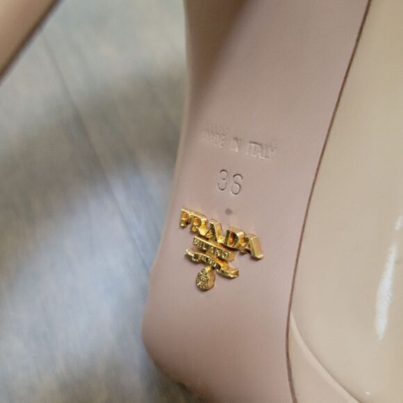 PRADA Nude Pumps 36 - Picture 10 of 11